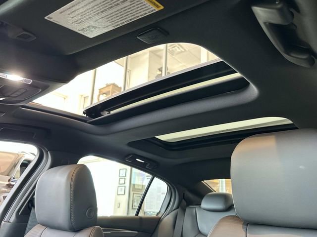 New 2026 Cadillac CT5 V image 9