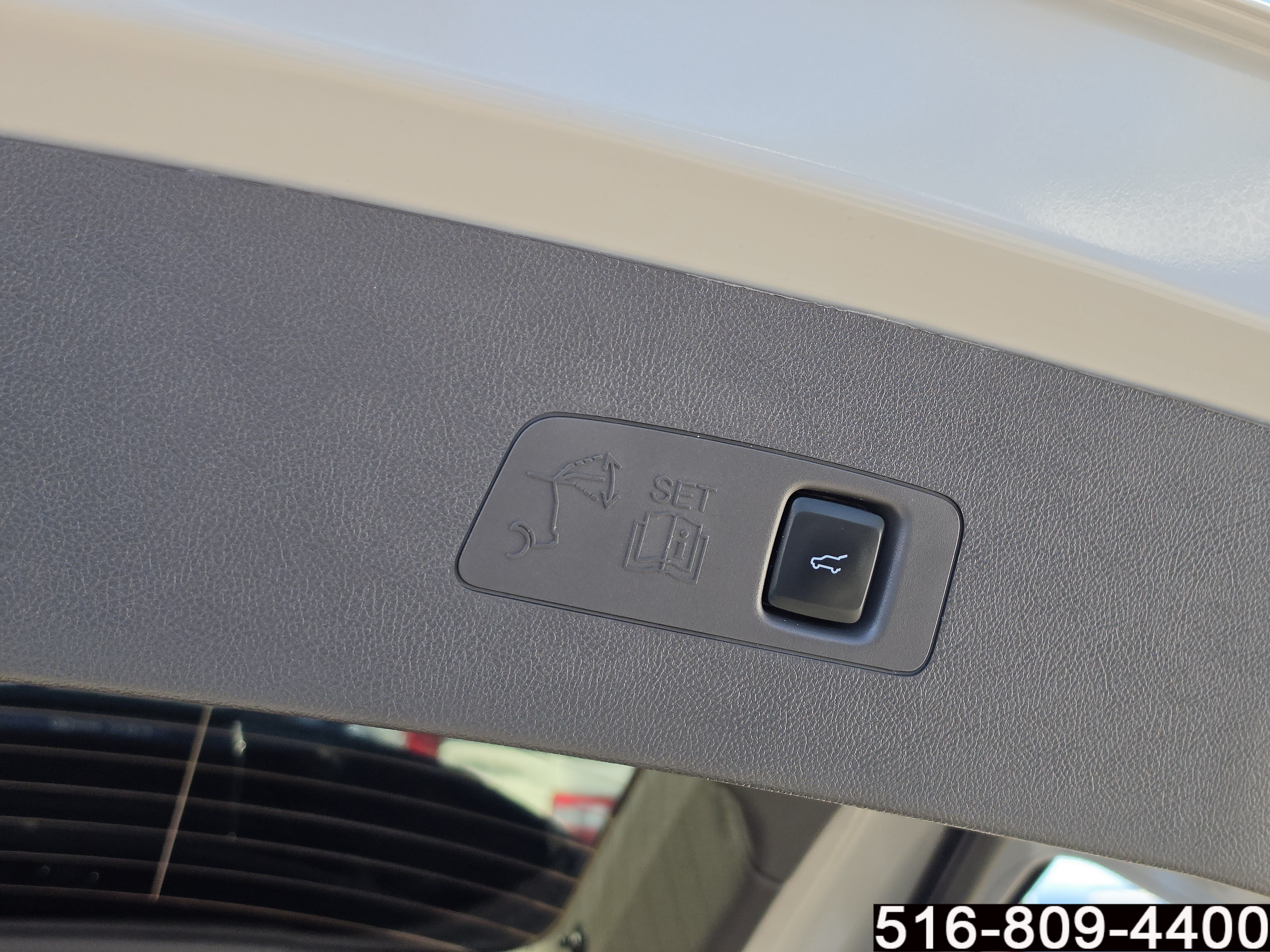Used 2023 Lincoln Corsair AWD w/ Equipment Group 101A image 24