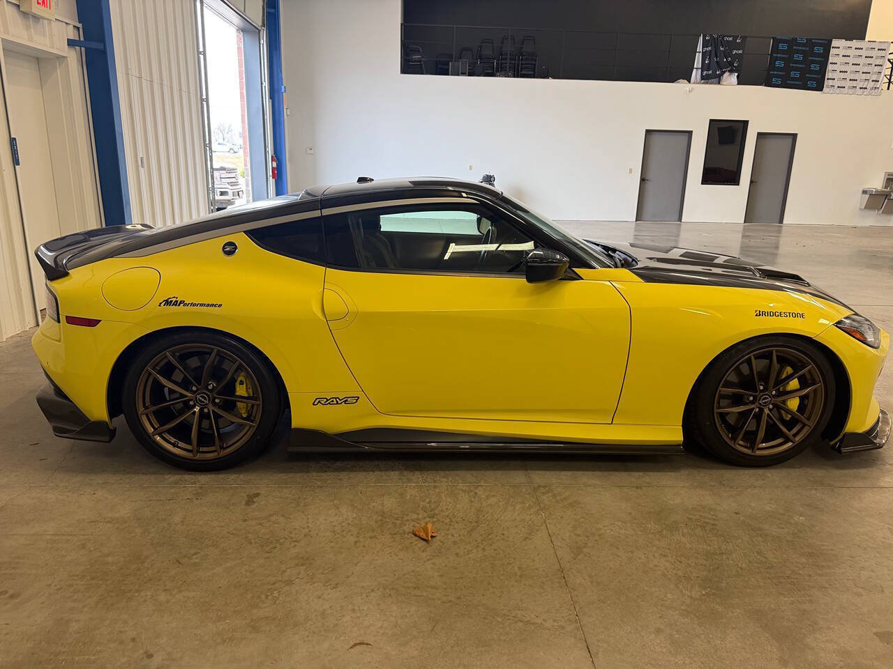Used 2023 Nissan Z w/ Floor Mat Package (L93) RWD image 7