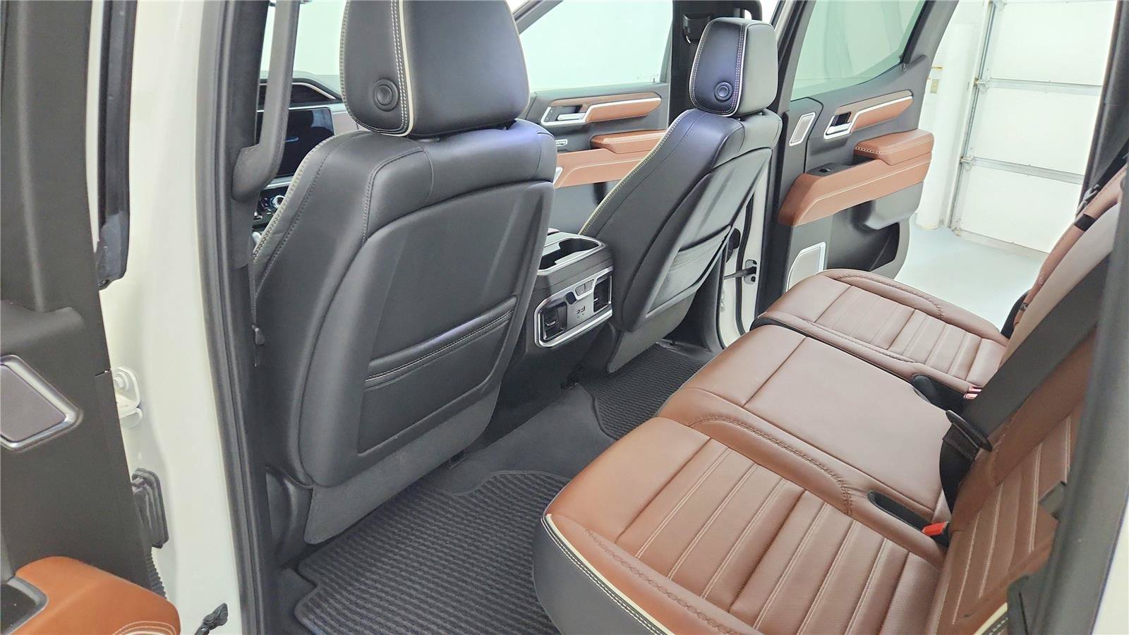 Used 2023 GMC Sierra 1500 Denali Ultimate AWD/4WD image 32
