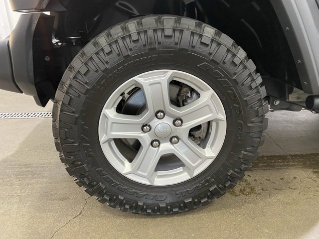 Used 2018 Jeep Wrangler Sport image 23