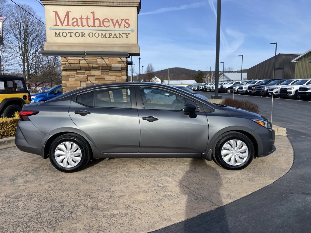 Used 2021 Nissan Versa S image 4