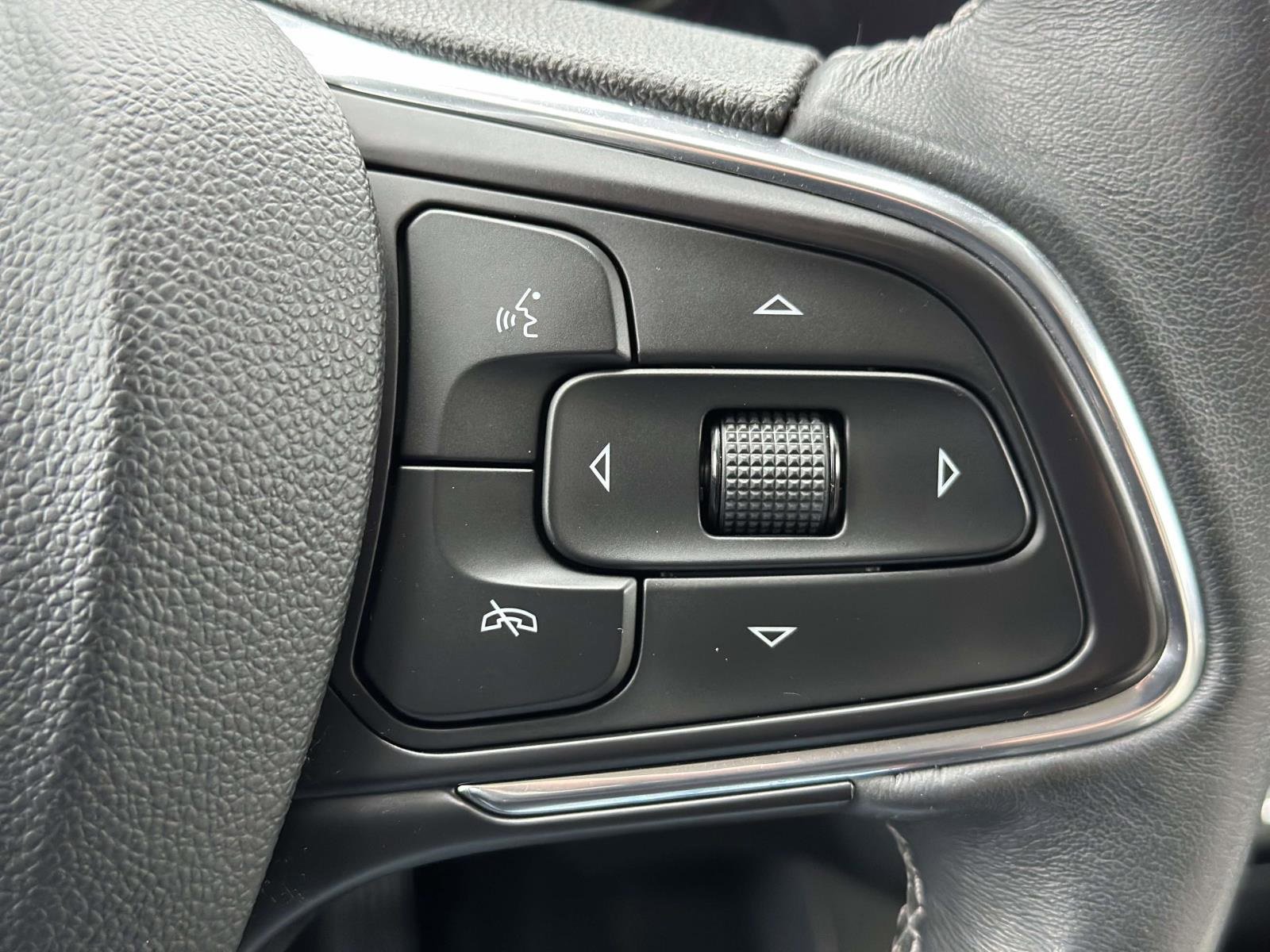 Used 2023 Buick Encore GX Preferred w/ Cold Weather Comfort Package image 15