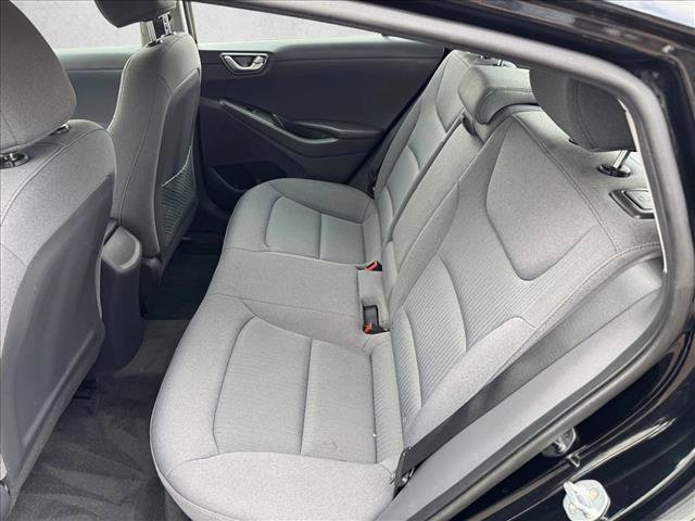 Used 2022 Hyundai Ioniq SE image 17