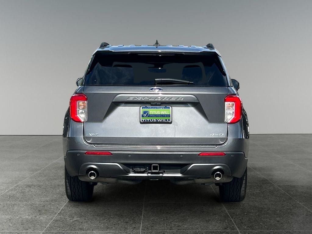 Used 2023 Ford Explorer XLT w/ Equipment Group 202A AWD/4WD image 8