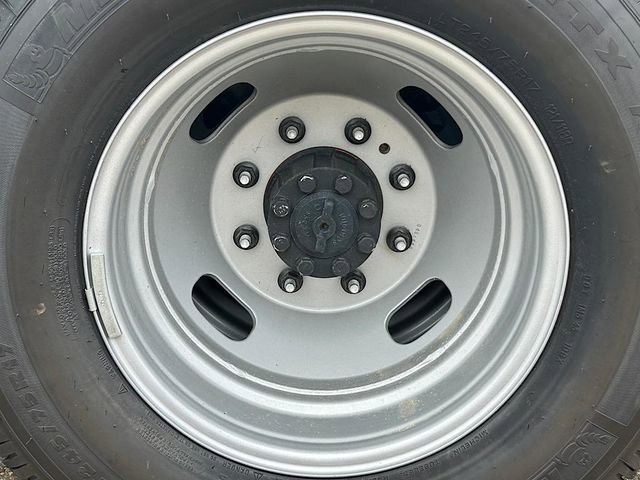 New 2025 Ford F350 XL w/ XL Chrome Package image 22