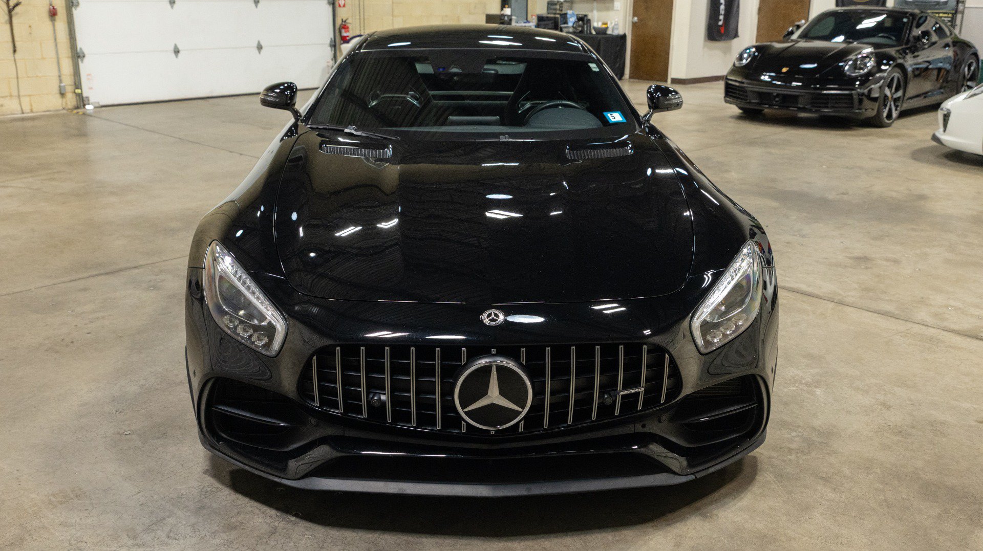Used 2019 Mercedes-Benz AMG GT Coupe image 9