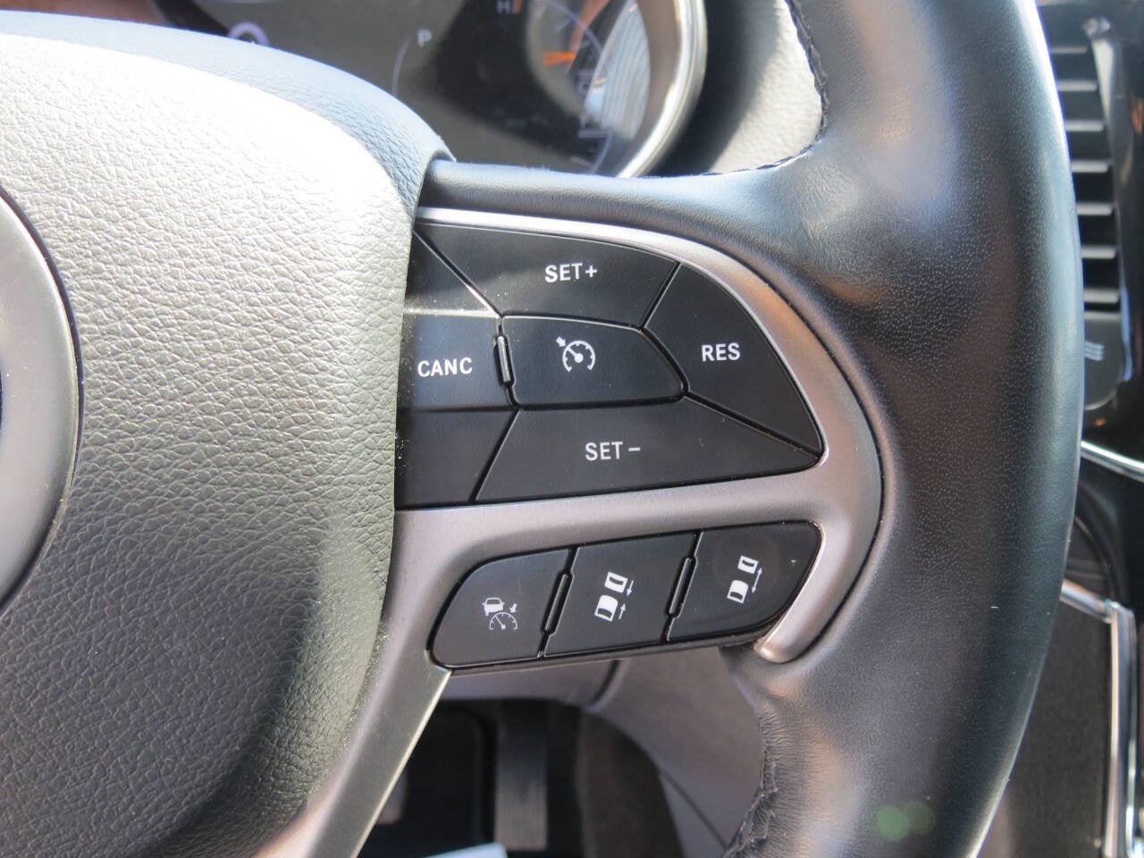 Used 2025 Dodge Durango GT AWD/4WD image 25