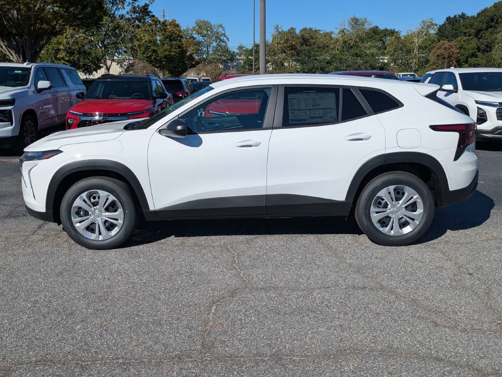 New 2026 Chevrolet Trax LS FWD image 7
