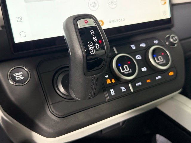 New 2026 Land Rover Defender 110 S AWD/4WD image 22
