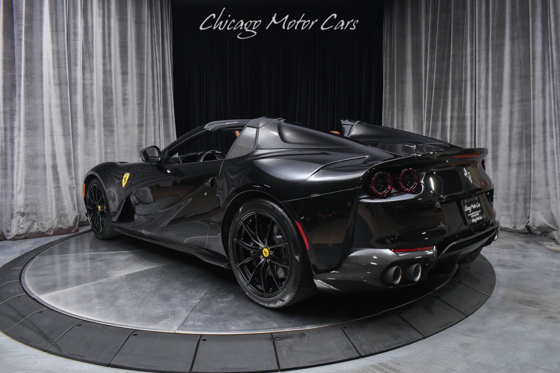 Used 2023 Ferrari 812 GTS RWD image 3