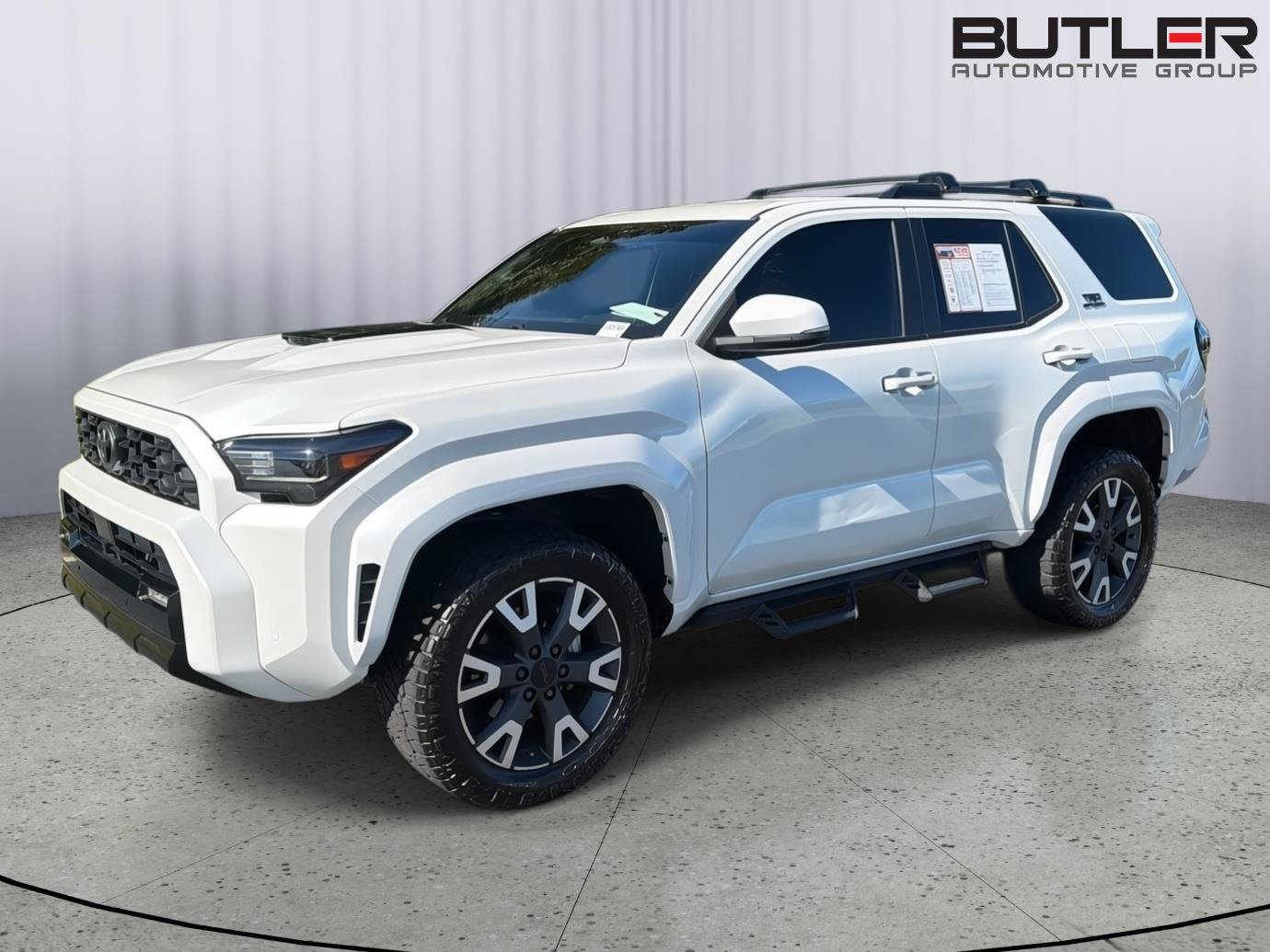 Used 2025 Toyota 4Runner TRD Sport AWD/4WD image 2