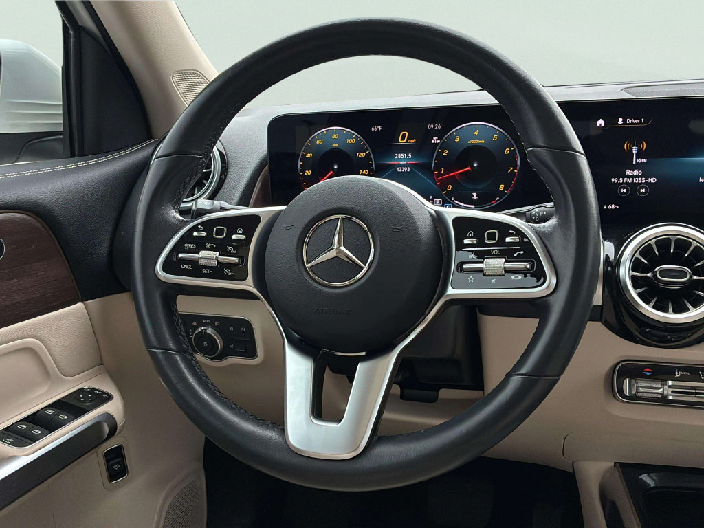 Used 2023 Mercedes-Benz GLB 250 image 26