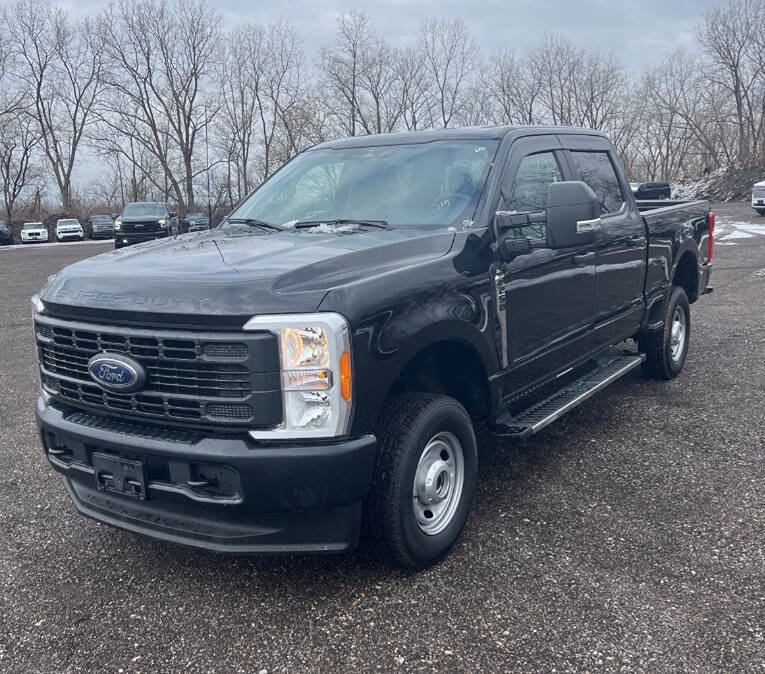 Used 2023 Ford F250 XL w/ Snow Plow Prep Package image 2