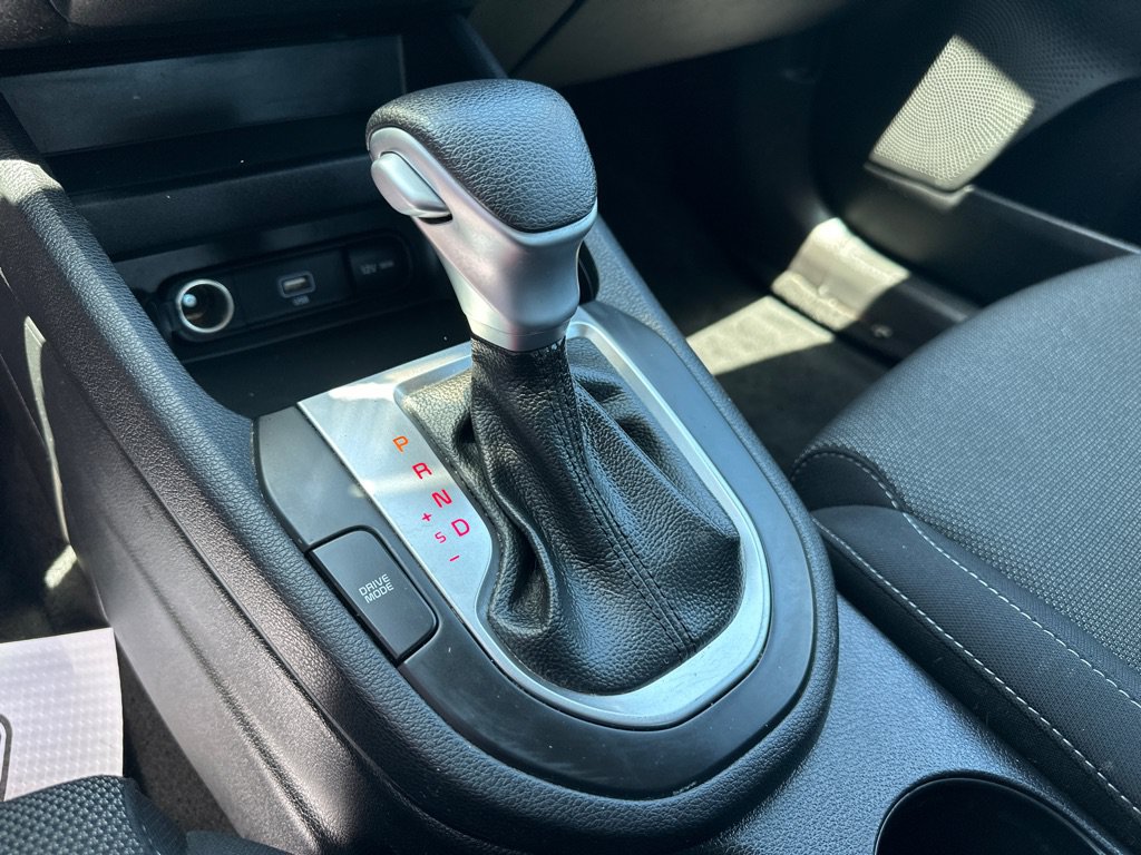 Used 2022 Kia Forte LXS w/ LXS Technology Package FWD image 20