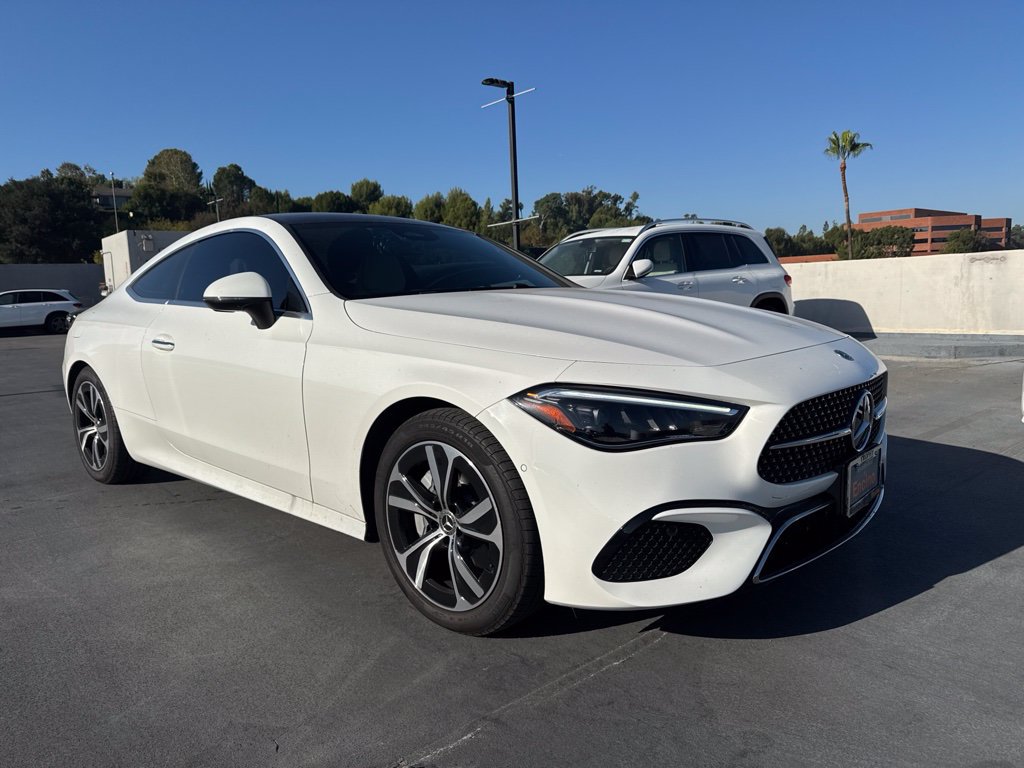 Used 2024 Mercedes-Benz CLE 300 4MATIC Coupe image 3