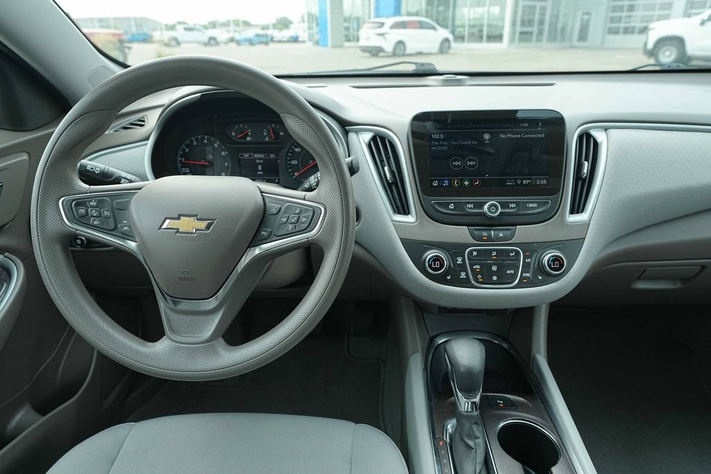 Used 2024 Chevrolet Malibu LT FWD image 27