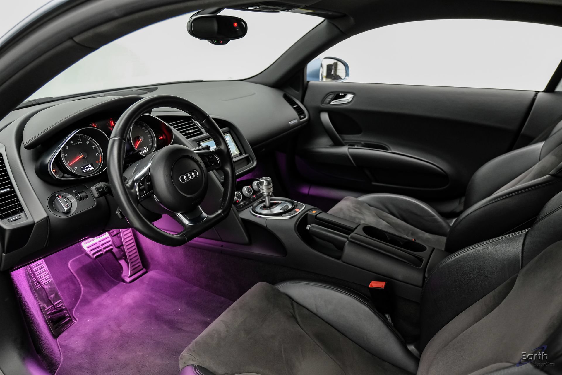 Used 2012 Audi R8 V8 AWD/4WD image 2