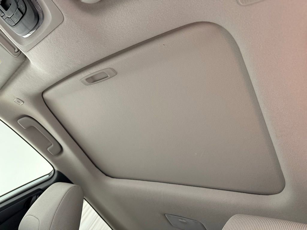 Certified 2023 Toyota Corolla Cross LE image 19