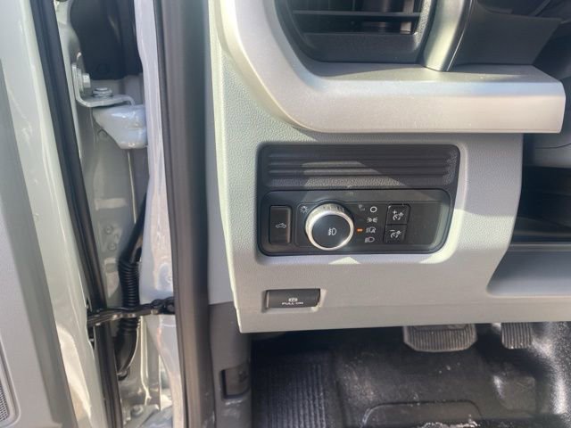 New 2025 Ford F250 XL w/ 360-Degree Camera Package image 16