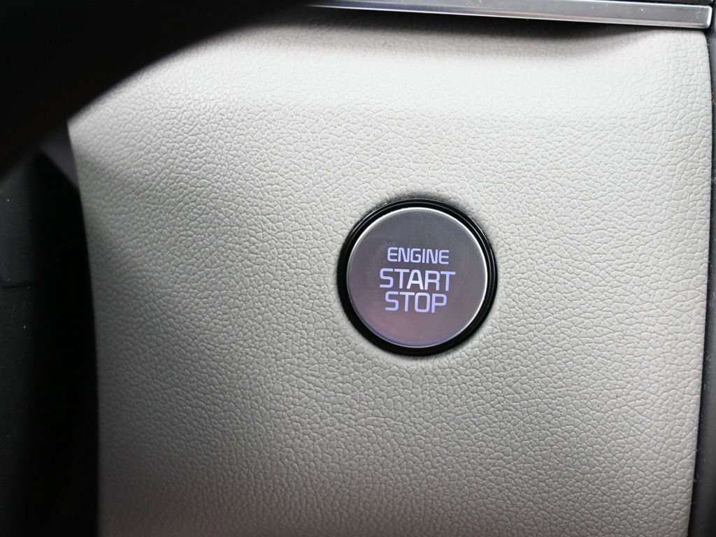 Used 2023 Kia Sorento S image 29