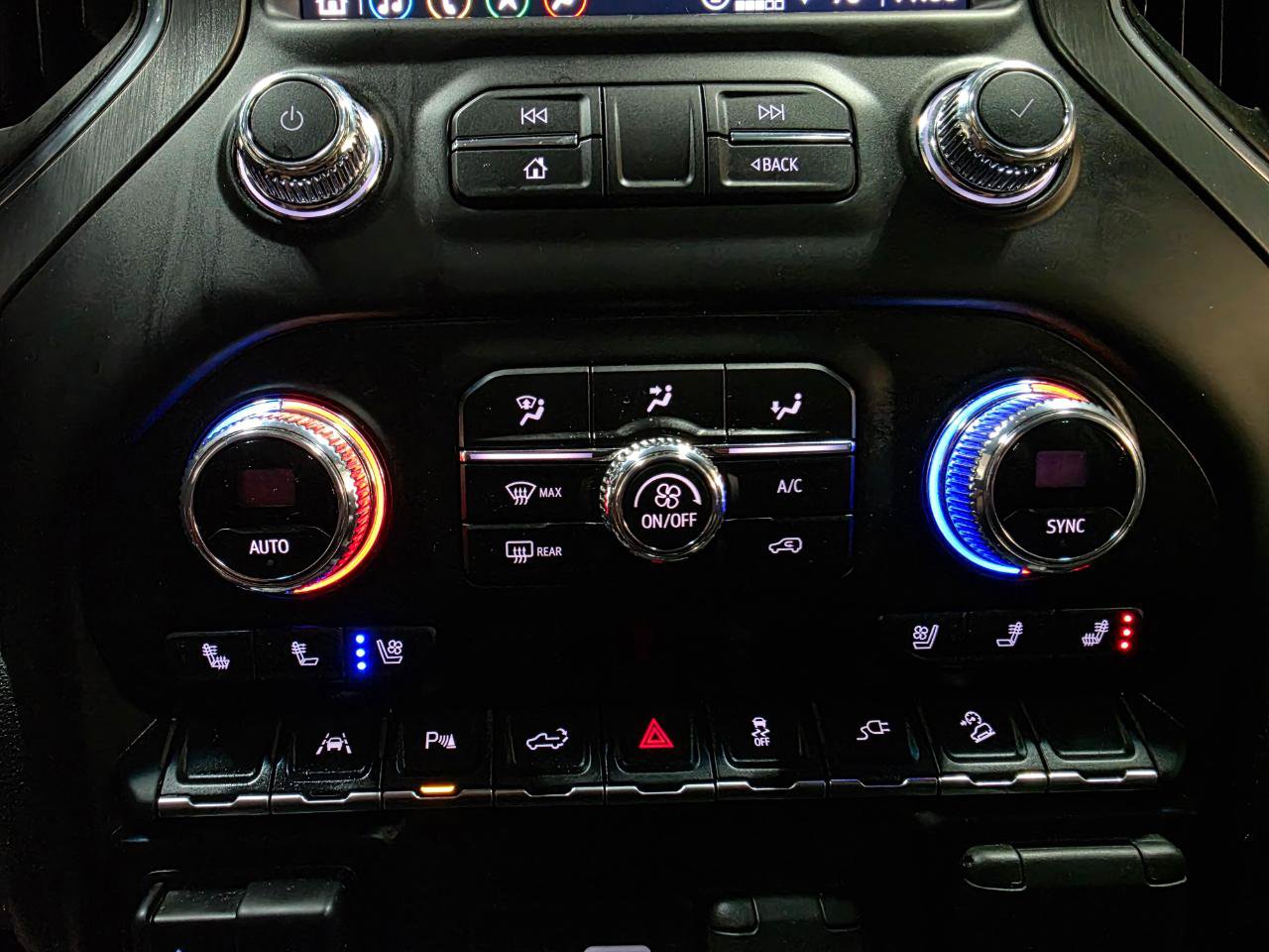 Used 2022 GMC Sierra 1500 Denali w/ Driver Alert Package II AWD/4WD image 39