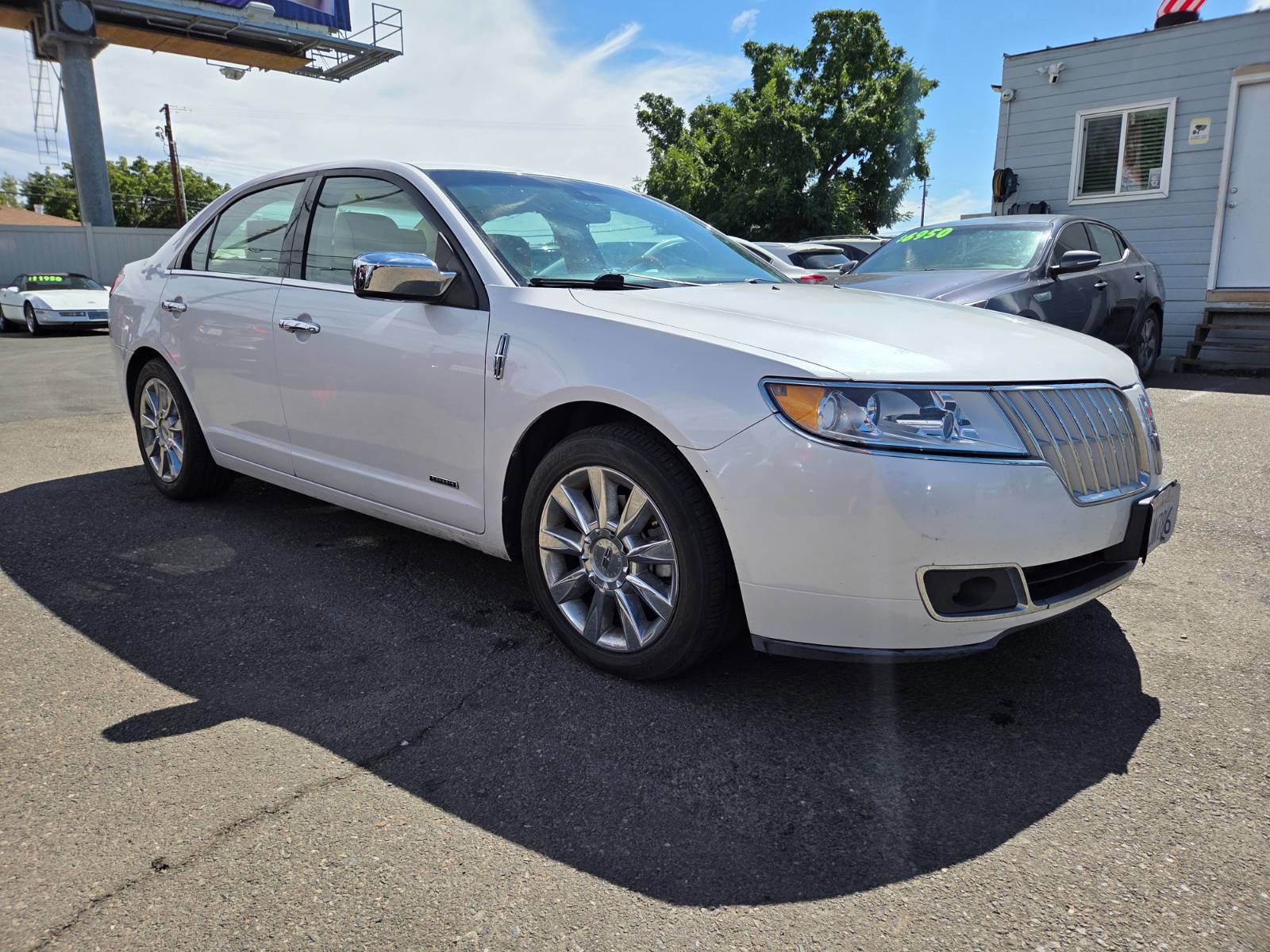 Used 2011 Lincoln MKZ Hybrid w/ 202A Rapid Spec Order Code image 5