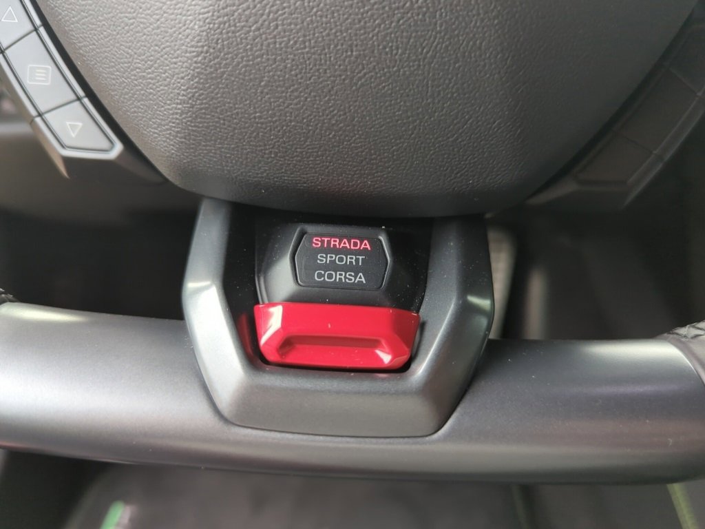 Used 2015 Lamborghini Huracan LP 610-4 image 27