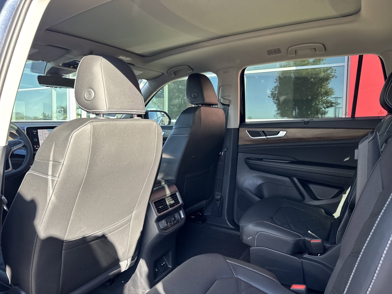 New 2026 Volkswagen Atlas SE image 21