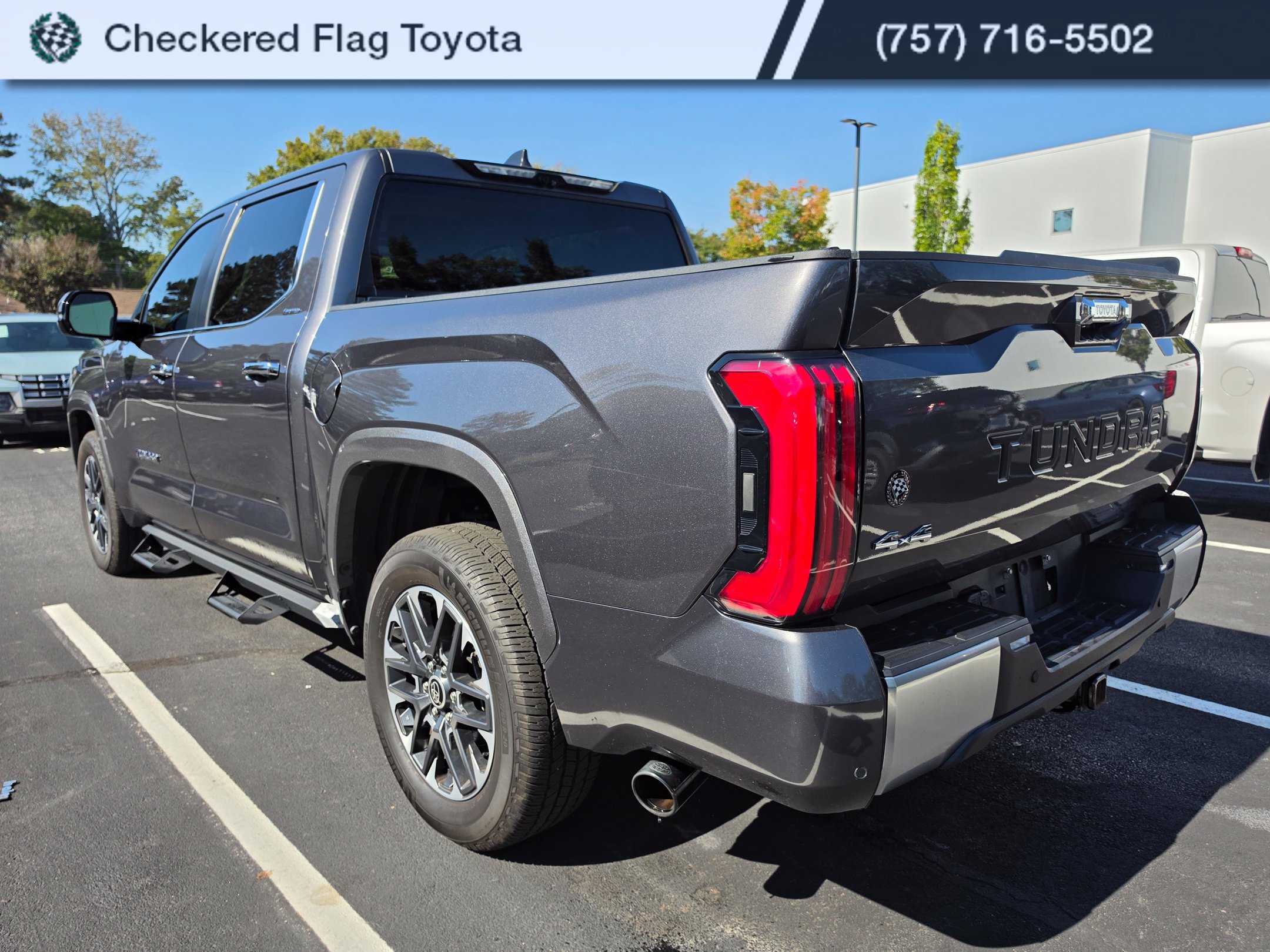 Used 2024 Toyota Tundra Limited AWD/4WD image 4