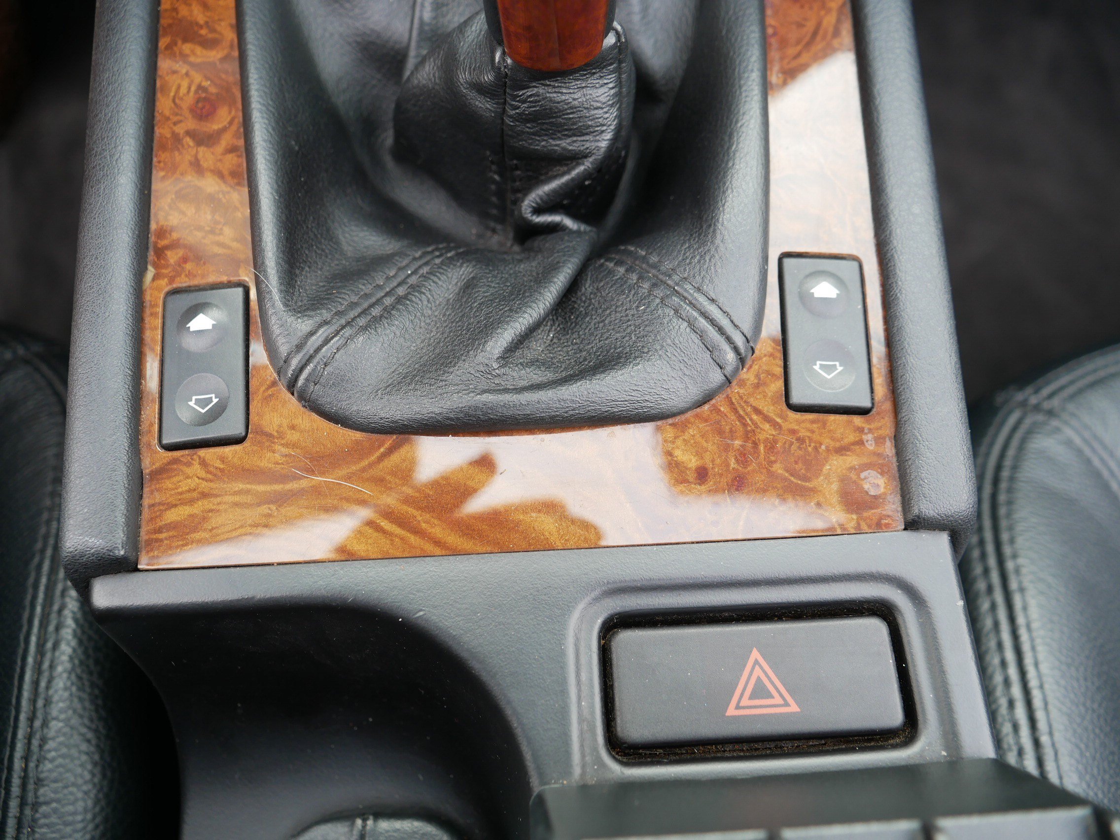 Used 2002 BMW Z3 2.5i RWD image 30