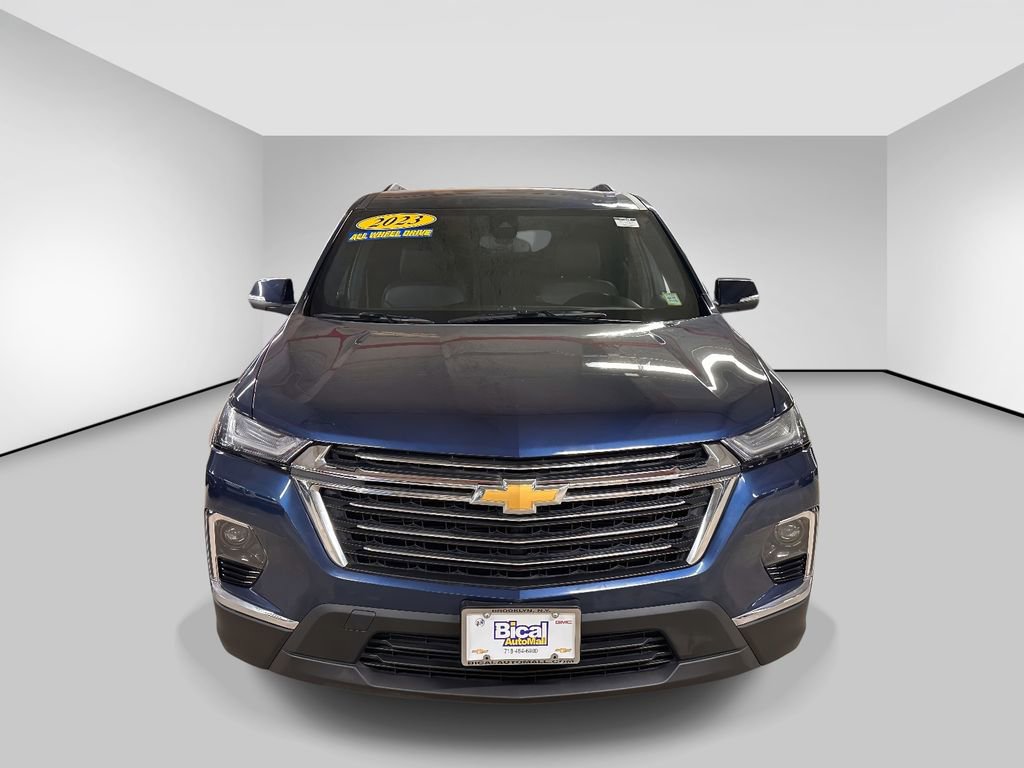 Used 2023 Chevrolet Traverse LT image 8