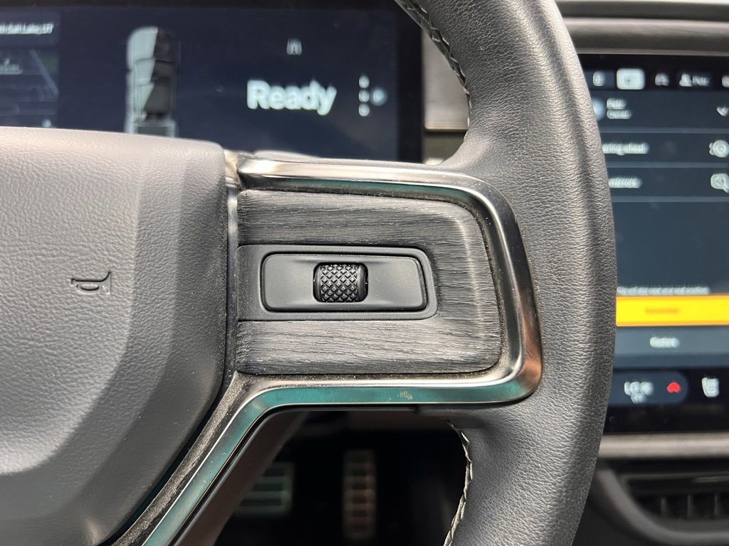 Used 2022 Rivian R1T Adventure image 23