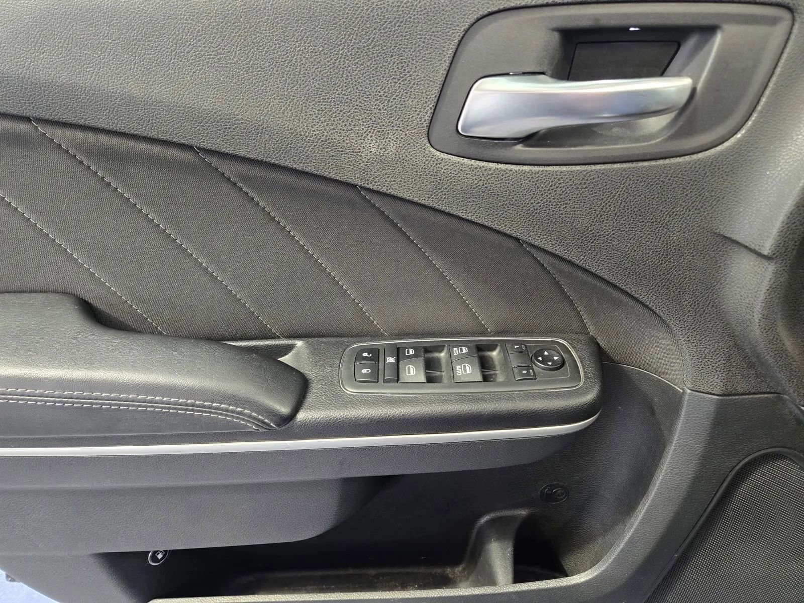 Used 2019 Dodge Charger Scat Pack RWD image 13