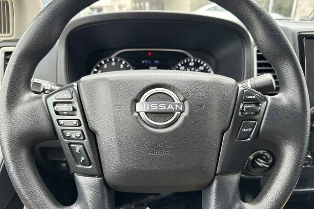 Used 2023 Nissan Frontier SV image 22