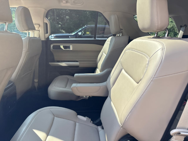 Certified 2023 Ford Explorer XLT w/ Equipment Group 202A AWD/4WD image 24