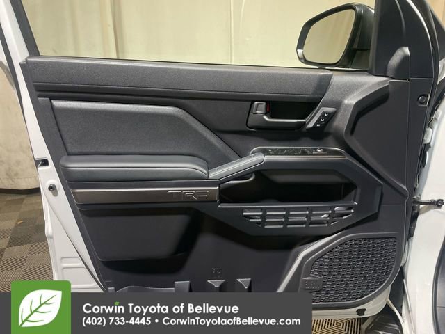 Used 2025 Toyota 4Runner TRD Off-Road Premium image 25