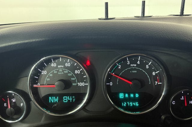 Used 2012 Jeep Wrangler Unlimited Sahara AWD/4WD image 11