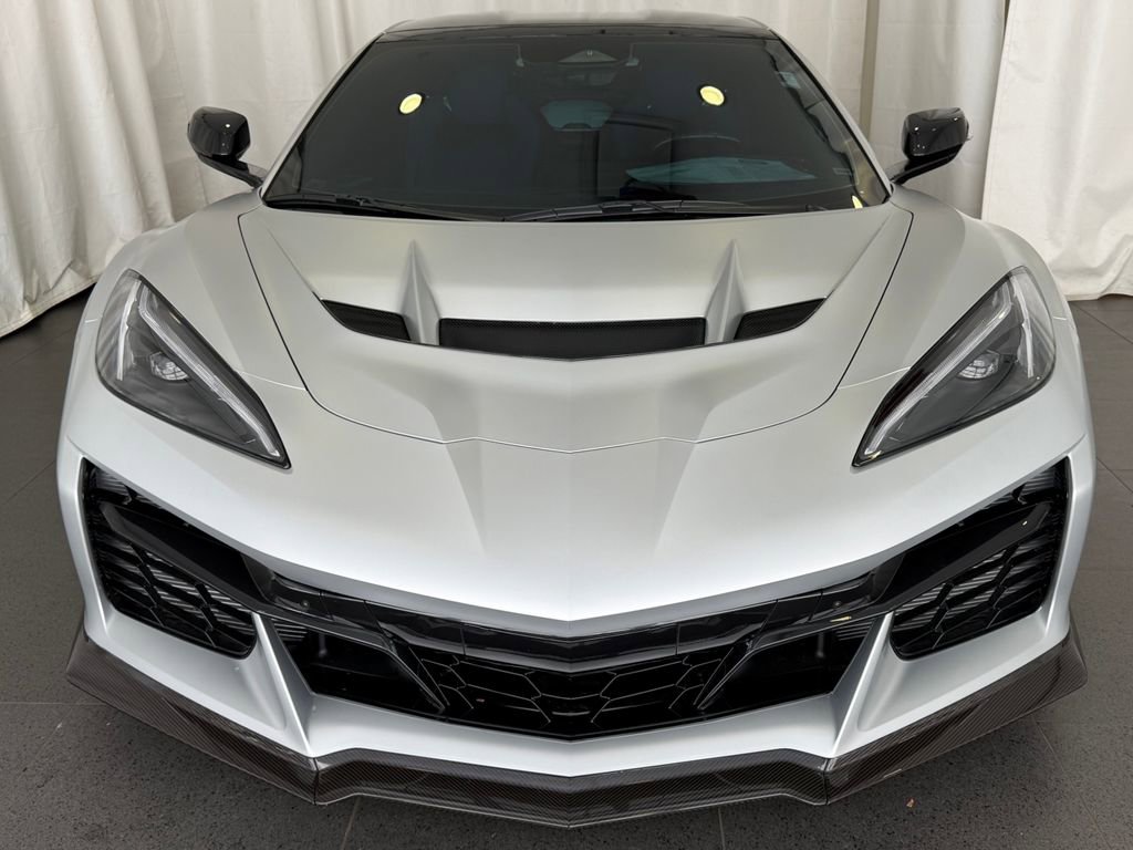 Used 2026 Chevrolet Corvette ZR1 w/ Stealth Interior Trim Package RWD image 6