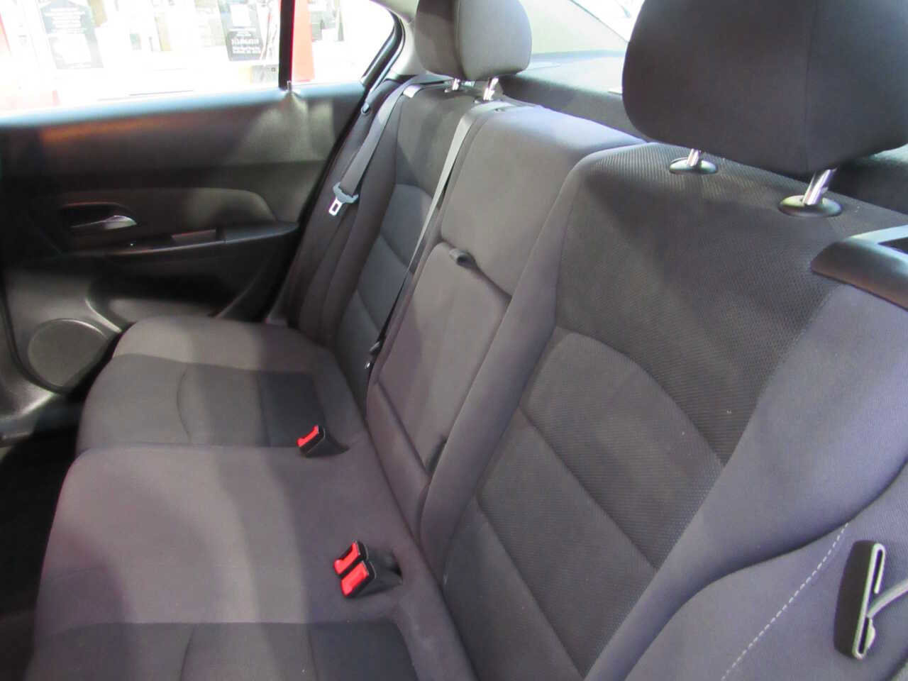 Used 2014 Chevrolet Cruze LT image 18