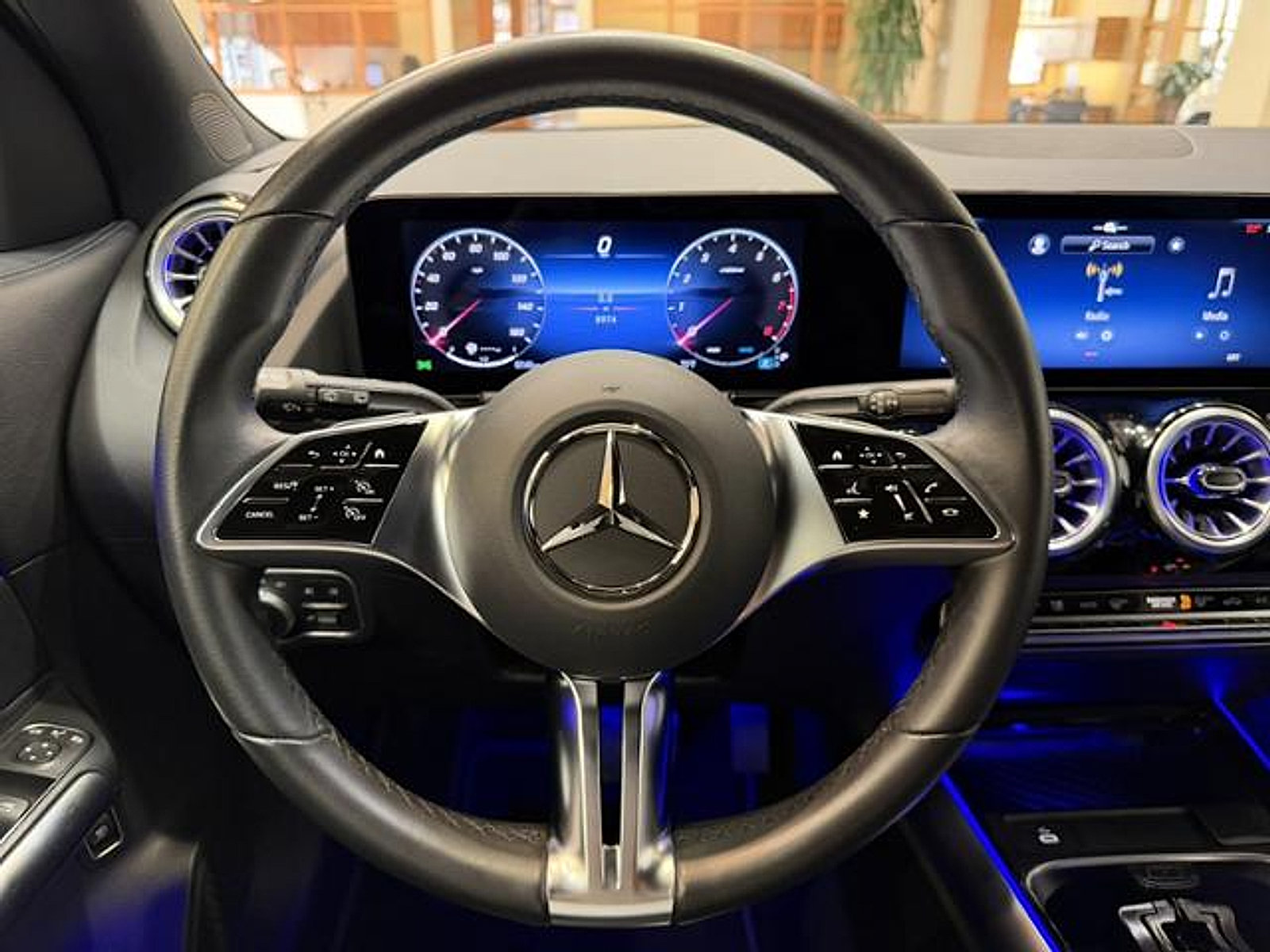 Certified 2025 Mercedes-Benz GLA 250 image 11