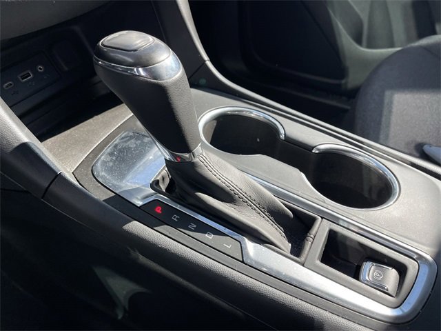 Used 2019 Chevrolet Equinox LT image 19