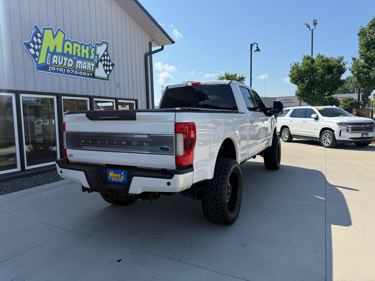 Used 2019 Ford F350 Platinum w/ Platinum Ultimate Package AWD/4WD image 6