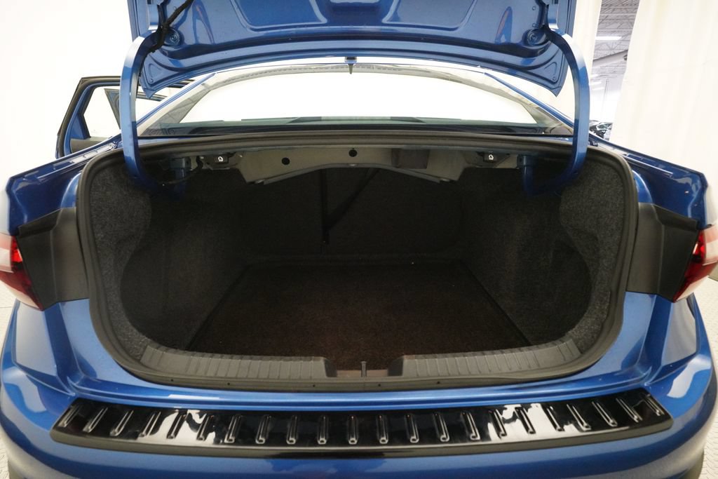 Used 2023 Volkswagen Jetta SE FWD image 10