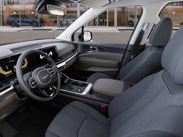 New 2026 Kia Carnival LX image 17