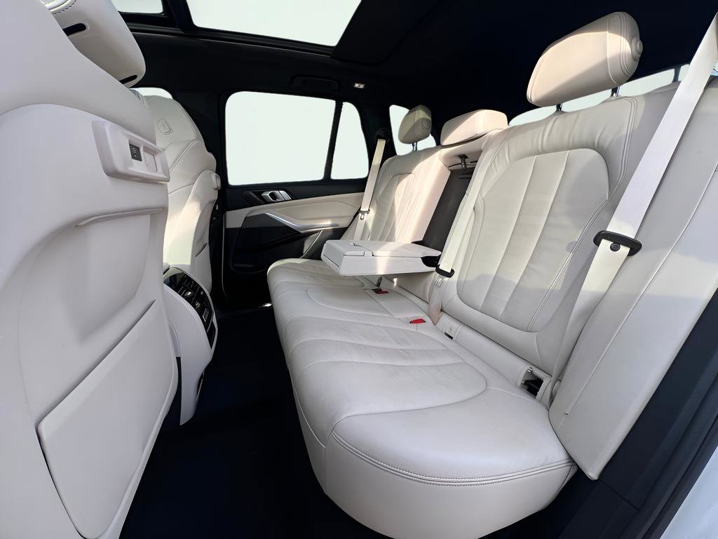 Used 2019 BMW X5 xDrive40i w/ Convenience Package image 21