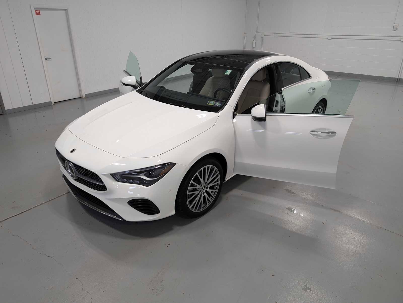 Used 2025 Mercedes-Benz CLA 250 4MATIC image 15
