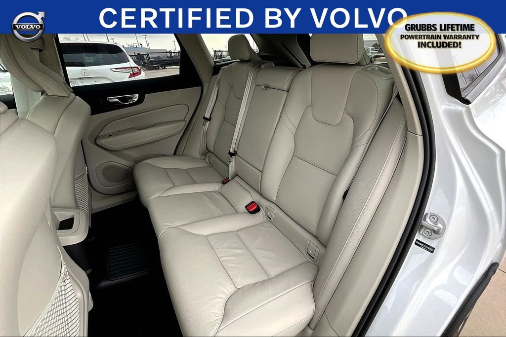 Used 2025 Volvo XC60 T8 Plus w/ Protection Package Premier image 19