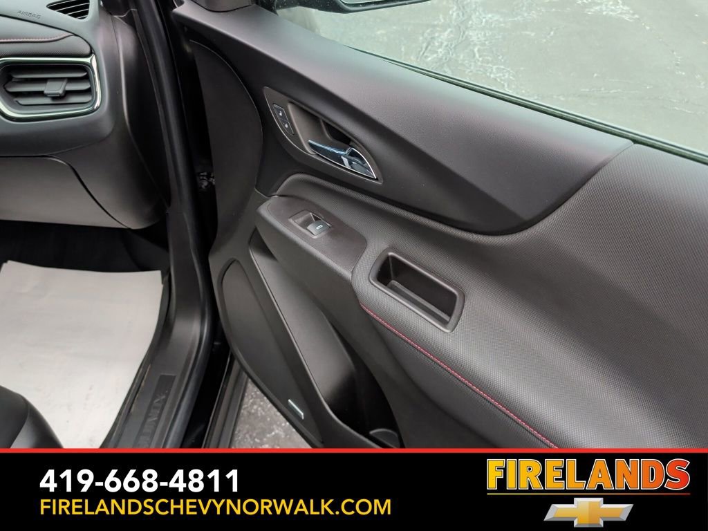 Certified 2022 Chevrolet Equinox RS w/ RS Leather Package image 13