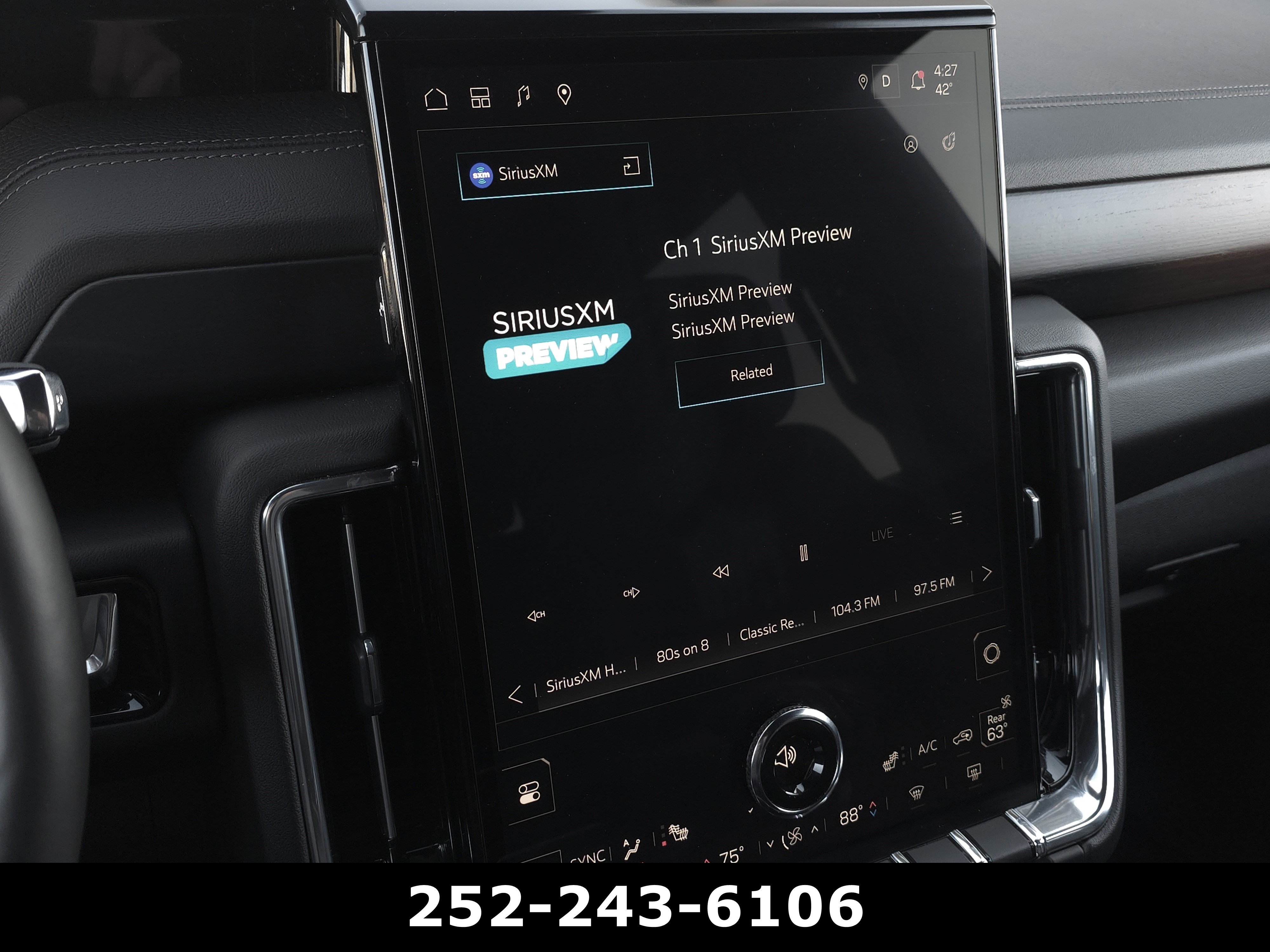 Used 2025 GMC Yukon Denali AWD/4WD image 22